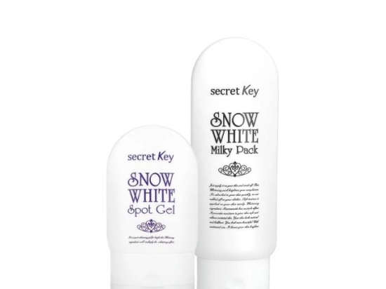 Snow White Body Set for Spot and Pigmentation Removal | Cuddluxe