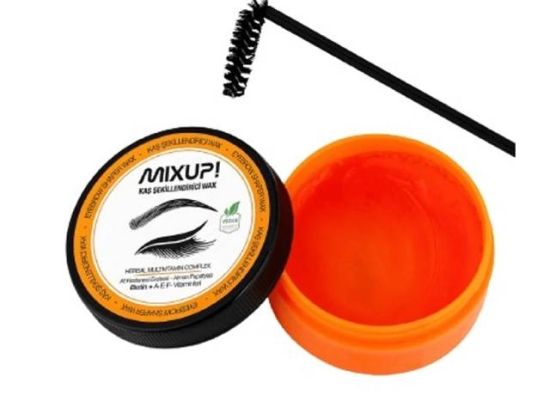 Mix-up eyebrow wax | Cuddluxe