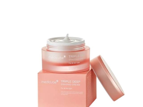 Medicube Collagen Cream for moisturizing, tightening, unifying, and rejuvenating the skin (50g) | Cuddluxe